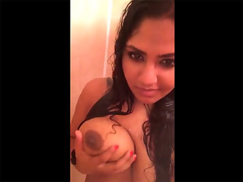 Big Tits Of Indian Punjabi Babe